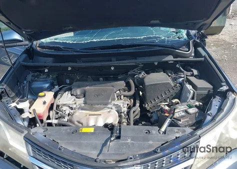 2014 Toyota Rav4 Xle z USA, uszkodzony, nr VIN 2T3WFREVXEW094988